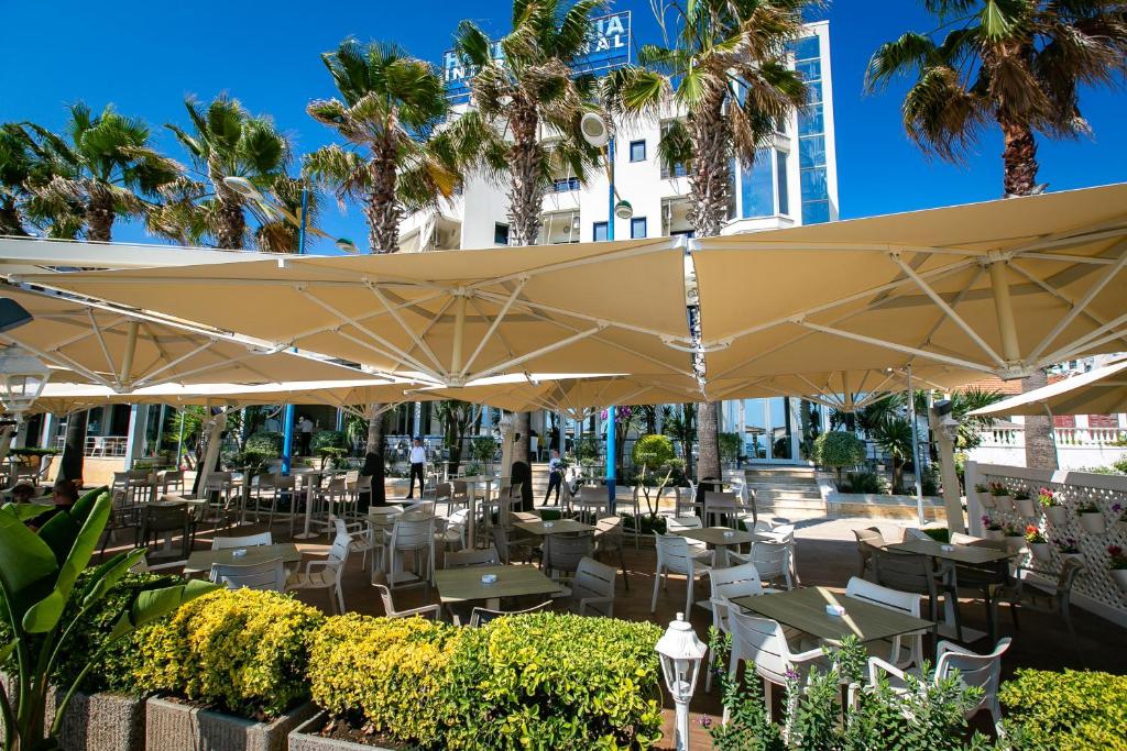 iliria restaurant durresinfo