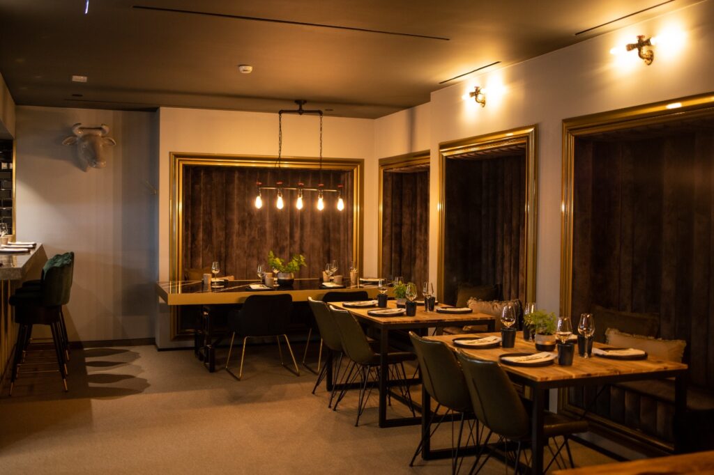vila verde restaurant durresinfo