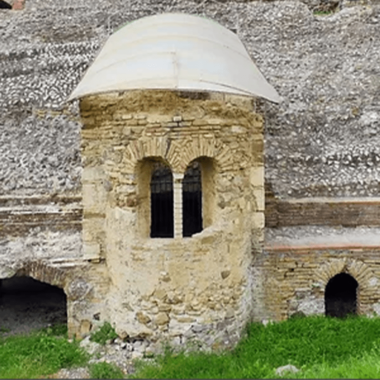 kishËza e amfiteatrit durresinfo