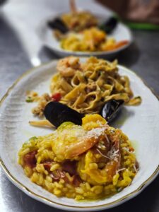 acqua pazza restaurant golem durresinfo 15